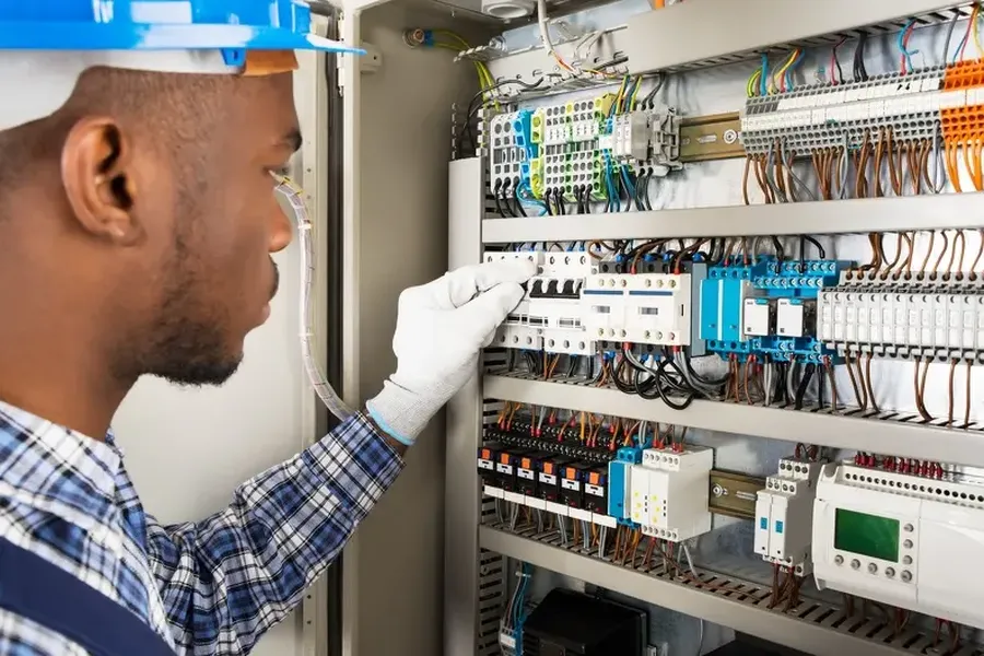 How To Detect Wiring Issues Early Through Electrical Troubleshooting in Oviedo, FL
